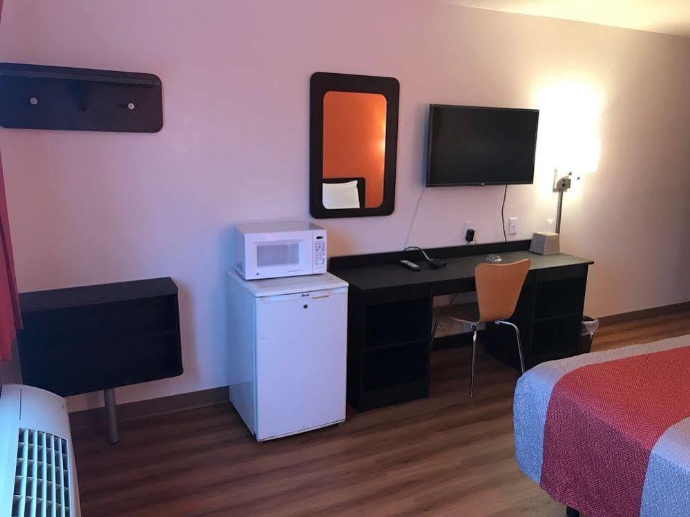 Motel 6-Barkeyville, Pa Esterno foto